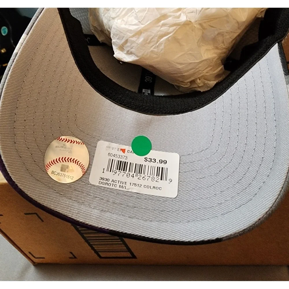 New Era® Colorado Rockies (M/L) Team Neo™ 39THIRTY Active Flex Hat - Purple Camo